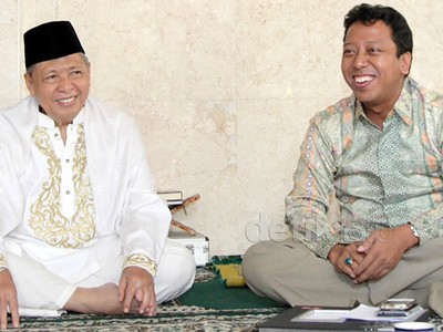 Romi Cs Sambangi Kediaman Hamzah Haz