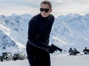 Cedera Saat Syuting Spectre, Daniel Craig Jalani Operasi