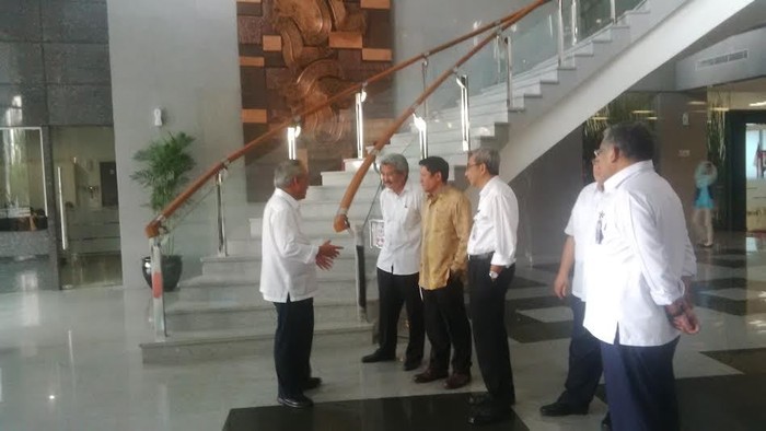 Datang ke PU, JK Cek Kesiapan Program 1 Juta Rumah dan Proyek Tol 1.000 Km
