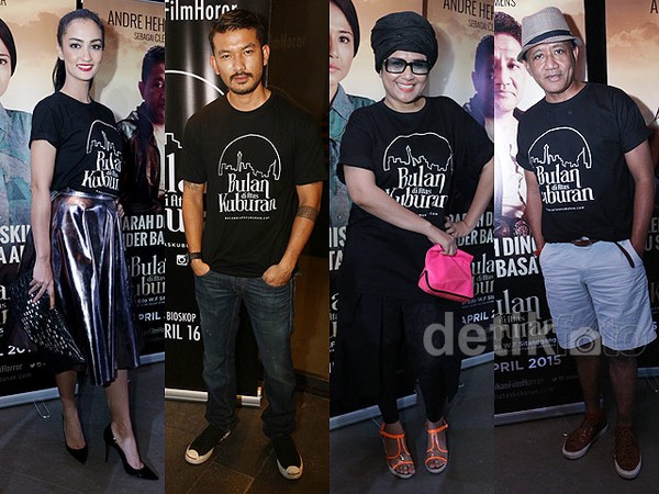 Suasana Pemutaran Film Bulan di Atas Kuburan