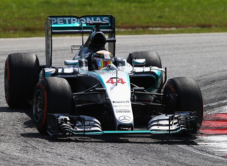 Mercedes Tak Akan Biarkan Ferrari Ulangi Sukses di GP Malaysia