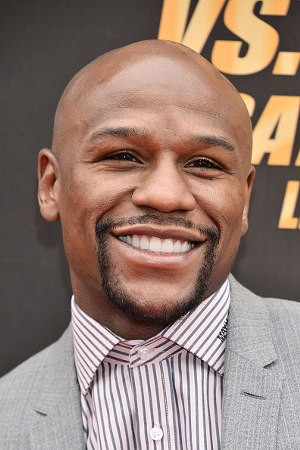 Lawan Pacquiao, Mayweather Akan Pakai Pelindung Mulut Seharga Rp 323 Juta