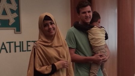 Sempat Bantah Adanya Lamaran, Ini Alasan Ibunda Risty Tagor