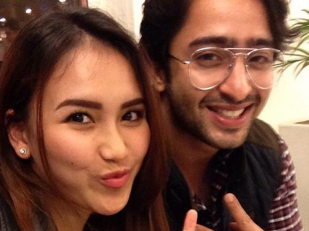 Ayu Ting Ting Diserang Hater karena Shaheer, Ayah Rojak Tak Rela