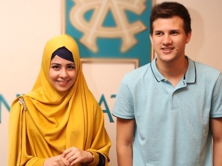 Siap Dinikahi Stuart, Risty Tagor Tak Undang Rifky Balweel