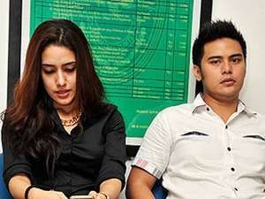 Resmi Bercerai, Fairuz Ngaku Canggung Saat Bertemu Galih Ginanjar
