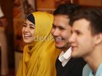 Wajah Bahagia Risty Tagor dan Stuart Collin Jelang Menikah