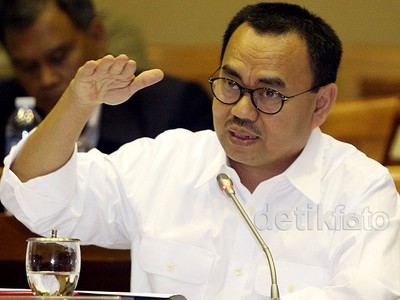 Menteri ESDM Rapat Kerja dengan Komisi VII