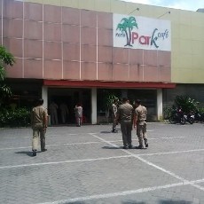 Tak Berizin, Resto Park Cafe Ditutup