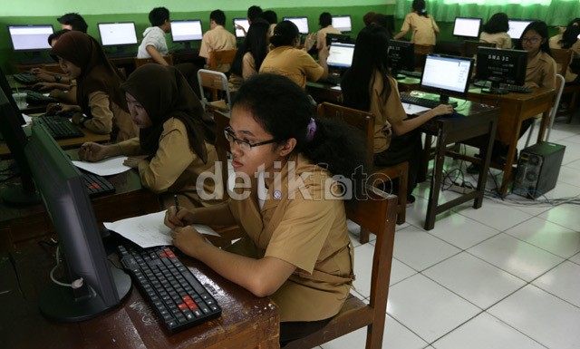 Sekolah Menunggak Listrik, Kadisdik DKI Jamin UN Berbasis Komputer Lancar