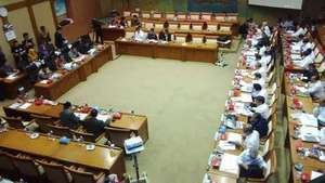 Anggota DPR Kelahi di Tengah Rapat, Apa Perlu Dihukum?