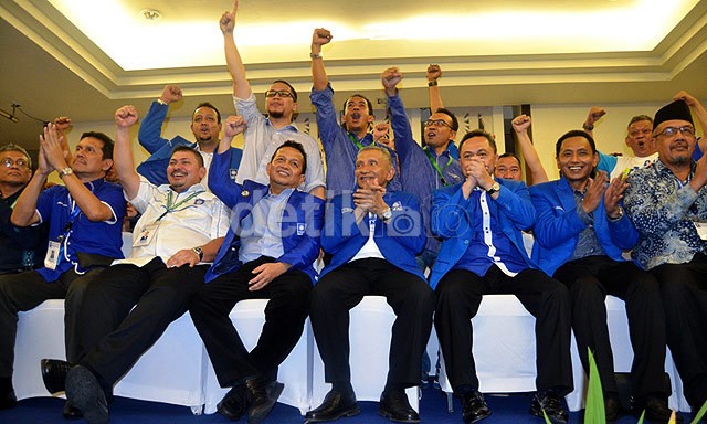 PAN: Jokowi dan Sutrisno Bachir Teman Lama