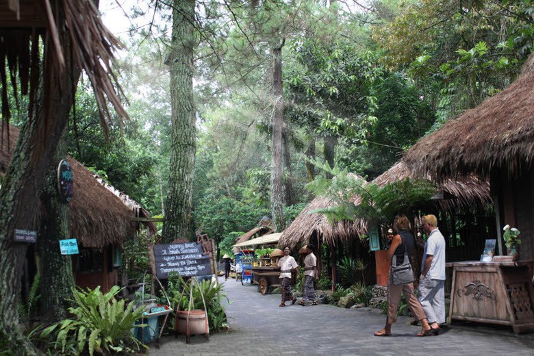 tempat wisata baru di cikole lembang Tempat Hits Baru di Bandung Imah Seniman