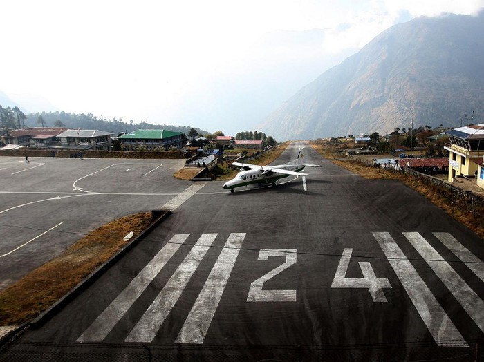 Nepal Punya Bandara Paling Mengerikan di Dunia