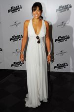 Transformasi Gaya Michelle Rodriguez Sepanjang Premiere 'Fast and Furious'