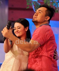Biasa aja, hahaha. Kan udah 10 tahun, ujar Depe. Pool/Noel/detikFoto.