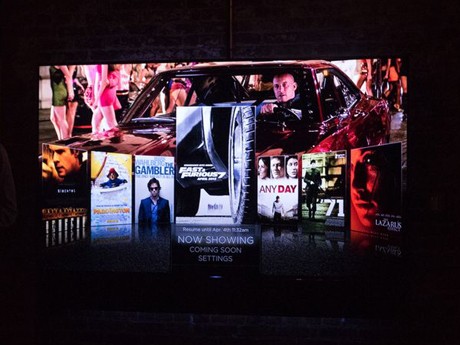 Ini Cara Orang Kaya Nonton Furious 7