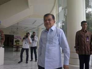 Lantik Pengurus Alumni Unhas, JK: Seperti Kabinet Bayangan Saja