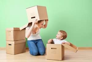 Bayi Sering Terkejut? Itu Tandanya Ia Ingin Belajar Banyak Hal Baru