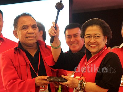 Megawati Umumkan Pengurus Baru PDIP
