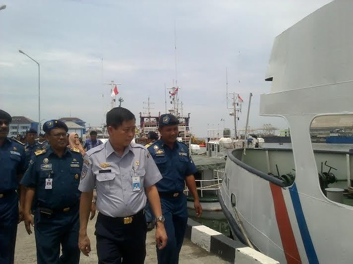 Blusukan ke Palu, Menhub Jonan Cek Bandara dan Pelabuhan