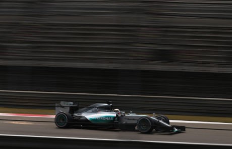 Hari Pertama Sesi Latihan Disapu Bersih Hamilton