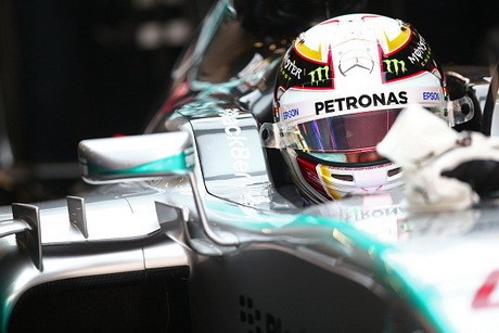 Hamilton Tercepat di Sesi Pertama