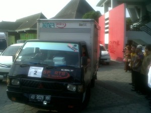 Dikawal Polisi, Naskah UN di DIY Didistribusikan Pakai Mobil Box