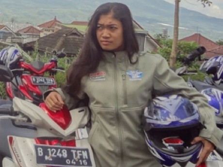 Pinta, Biduan Dangdut Soul Rider Jalur Selatan yang Ultah di Jalan