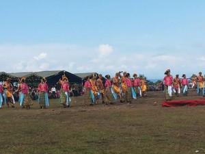 220 Penari Meriahkan Puncak Peringatan Gunung Tambora