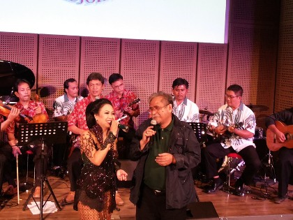 Slamet Rahardjo Pun Menyanyi Keroncong