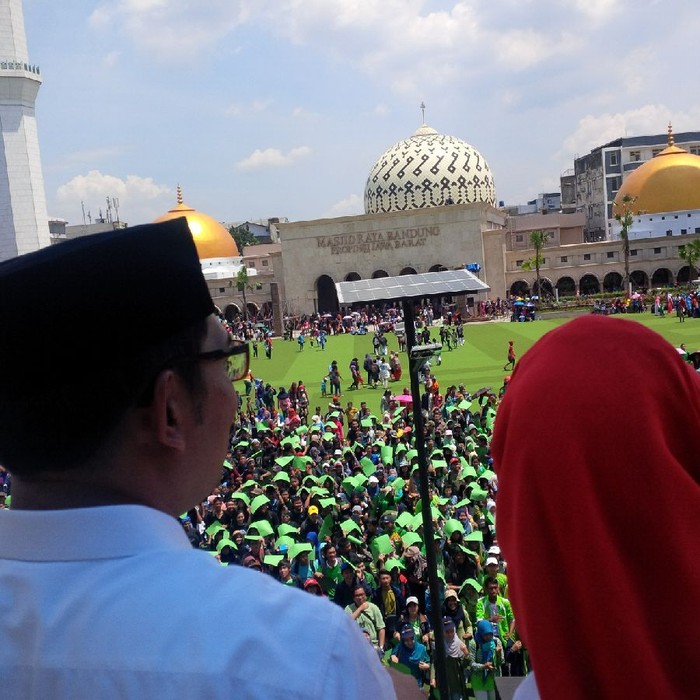 Ribuan Relawan Flash Mob untuk KAA, ini Formasinya