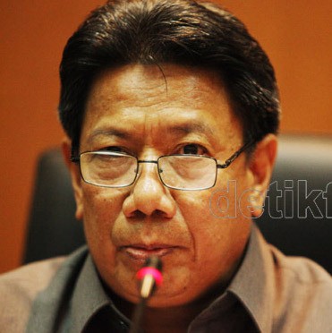 Hakim Agung Suhadi, Membuat Tapi Menggugat Draft Seleksi Hakim ke MK