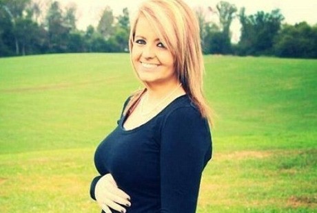 Alami Kecelakaan Saat Hamil, Wanita Ini Melahirkan dalam Keadaan Koma