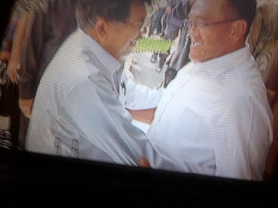 JK Beri Hormat dan Peluk Ical Sebelum Beri Kesaksian untuk Yance di PN Tipikor