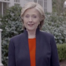 Pasangan Gay AS Tampil dalam Video Kampanye Hillary Clinton