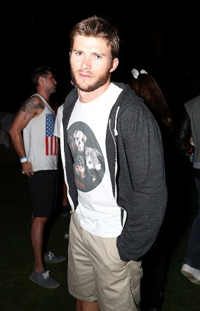 Scott Eastwood: Ashton Kutcher Selingkuh dengan Pacarku