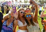 Paris Hilton, Cody Simpson Hingga Katy Perry di Festival Coachella