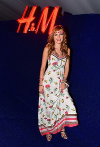 Bella Thorne. Jason Kempin/Getty Images for H&M/detikFoto.