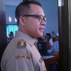 Bupati Anas Pantau UN Berbasis Komputer