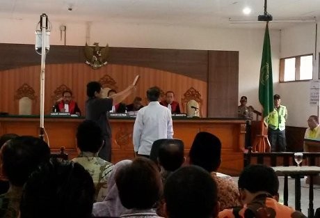 Yance Optimis Kehadiran JK Dalam Sidang Menguntungkan Posisinya