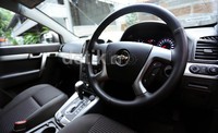 Nuasna sporty juga begitu kental di dalam kabin. Baik pengemudi atau penumpang semuanya dibuat begitu mudah menjangkau serangkaian fitur yang disediakan. Reno Hastukrisnapati/detikFoto.