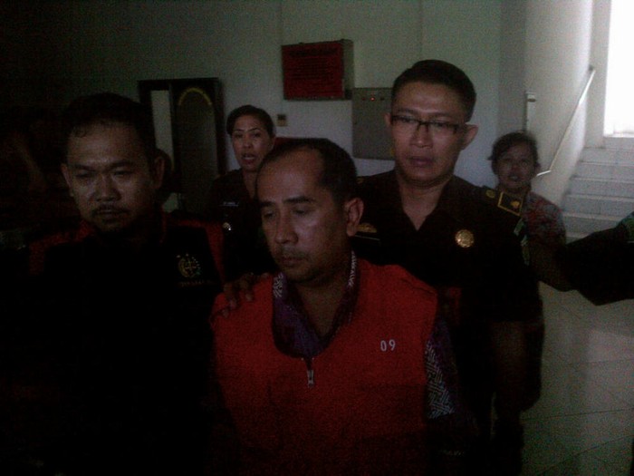 Rugikan Negara Rp 1 M, Konsultan Pembangunan Pasar Kliwon Ditahan