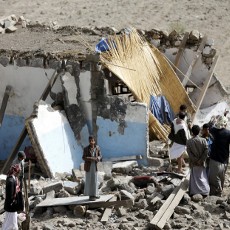 Ratusan Warga Iran Protes Serangan Udara Arab Saudi terhadap Houthi