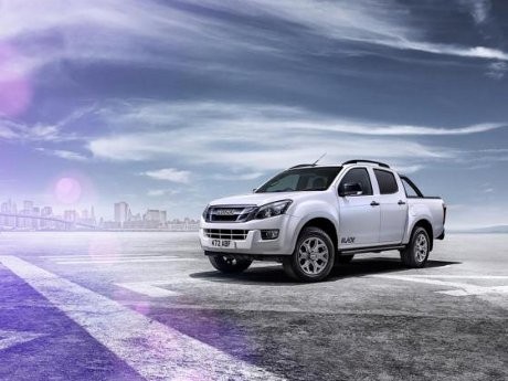 Isuzu Luncurkan Pikap D-Max Termewah