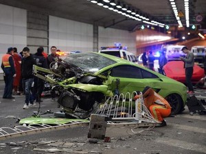 Tiru Fast and Furious, Dua Remaja Hancurkan Lamborghini dan Ferrari
