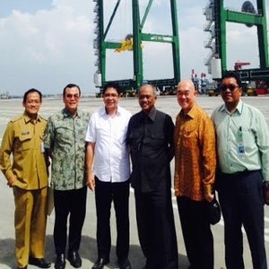 Menengok Canggihnya Pelabuhan Teluk Lamong di Surabaya