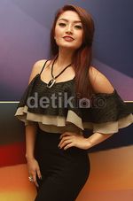 Siti Badriah Jomblo Lagi, Mau Daftar Jadi Pacarnya?