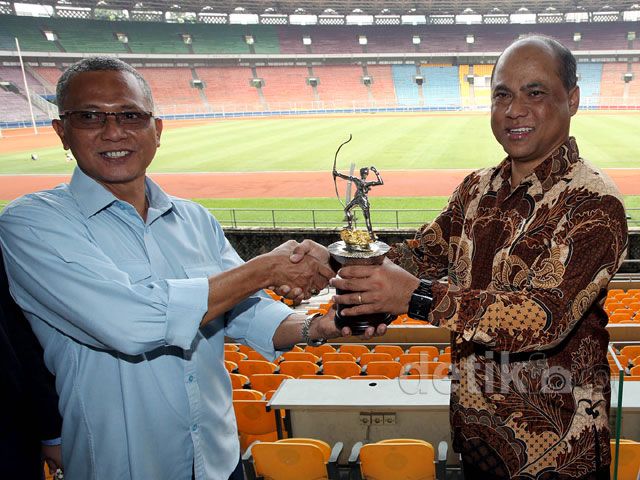 Menpora Suriname Kunjungi Stadion GBK