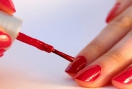 Gara-gara Kuteks, Perempuan Ini Nyaris Tewas Terbakar